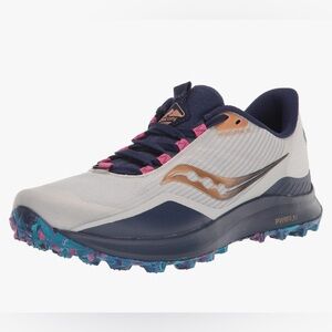 Brand New Saucony Peregrine 12 sneakers - size 11
